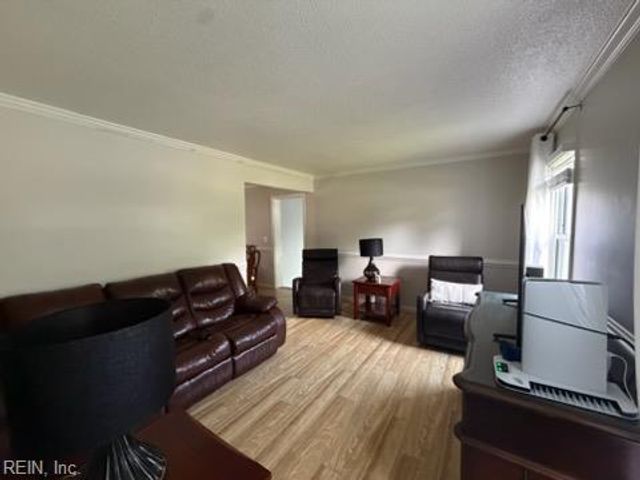 201 Wynn ST, Portsmouth, VA 23701