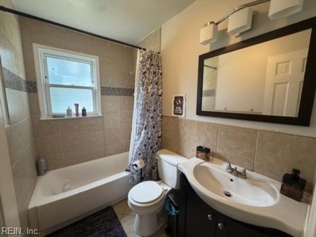 201 Wynn ST, Portsmouth, VA 23701