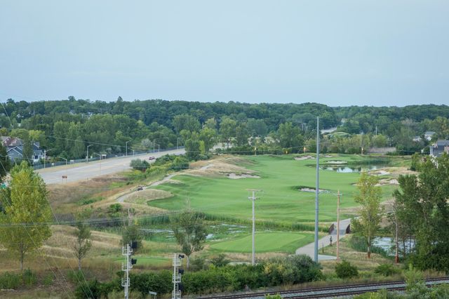 800 Whitwam Drive 1 & 1A, St. Joseph Twp, MI 49085