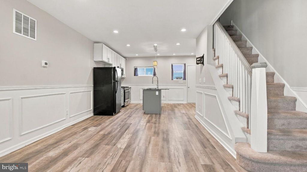 2012 RITTENHOUSE ST, PHILADELPHIA, PA 19138 — photo 2