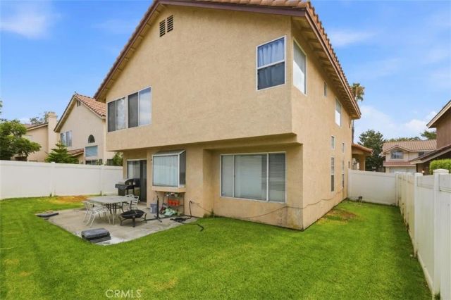 7560 Santa Lucia, Fontana, CA 92336