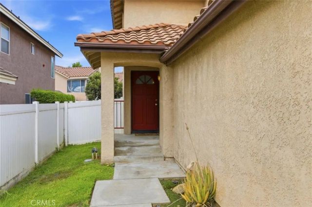 7560 Santa Lucia, Fontana, CA 92336