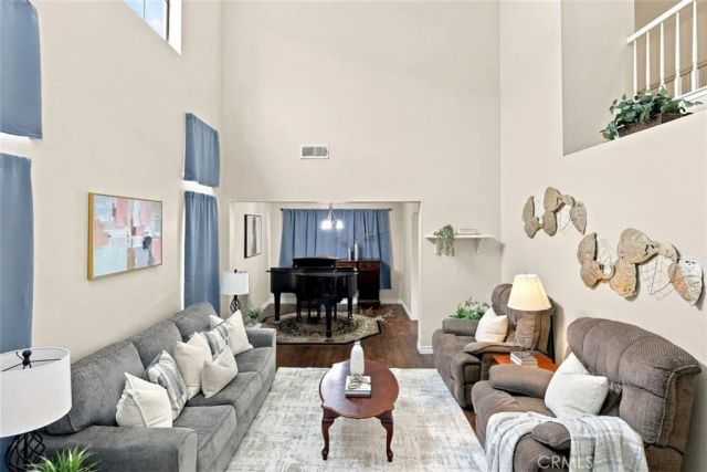 7560 Santa Lucia, Fontana, CA 92336