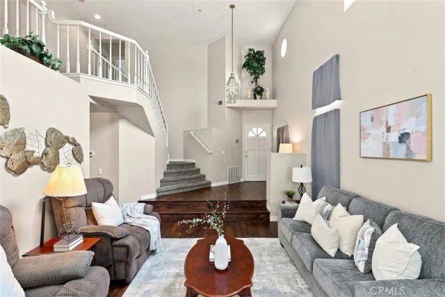 7560 Santa Lucia, Fontana, CA 92336