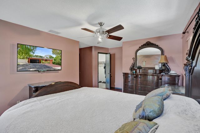 6540 SW 7th Street, Margate, FL 33068