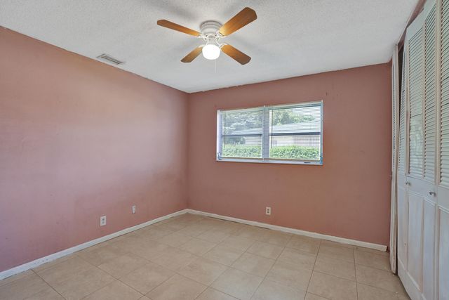 6540 SW 7th Street, Margate, FL 33068