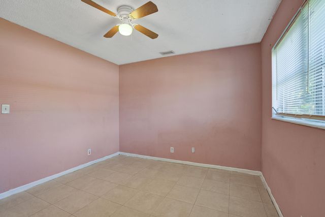 6540 SW 7th Street, Margate, FL 33068