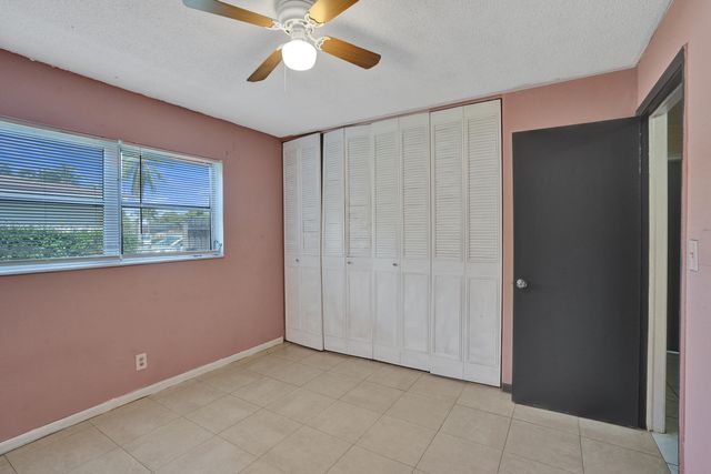 6540 SW 7th Street, Margate, FL 33068