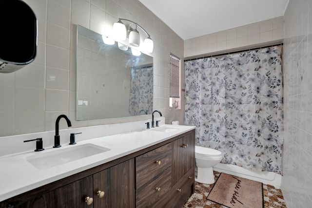 6540 SW 7th Street, Margate, FL 33068