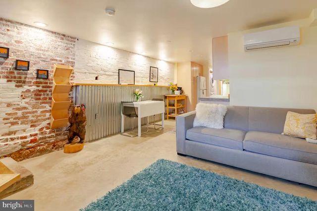 33 Q ST NE, Washington, DC 20002