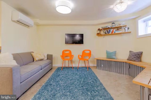 33 Q ST NE, Washington, DC 20002