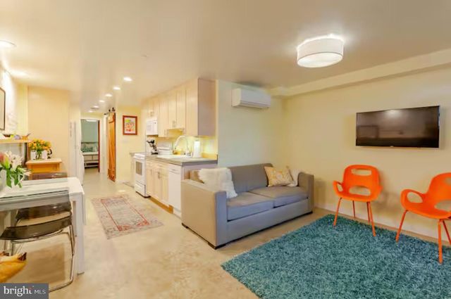 33 Q ST NE, Washington, DC 20002