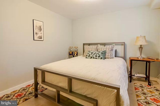 33 Q ST NE, Washington, DC 20002