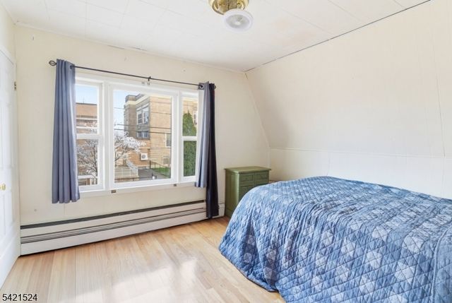 375 Westervelt Pl, Lodi Boro, NJ 07644