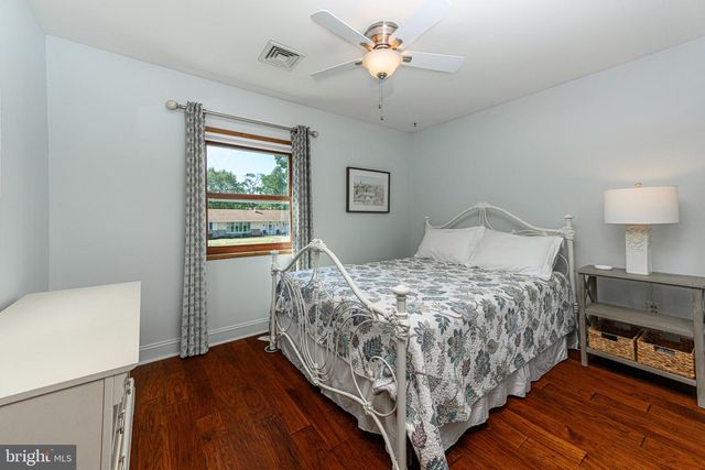 146 BELMONT AVE, Norristown, PA 19403