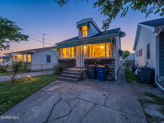 5712 Edgewater Drive, Toledo, OH 43611