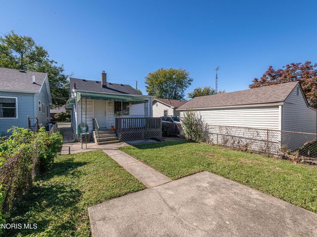 5712 Edgewater Drive, Toledo, OH 43611