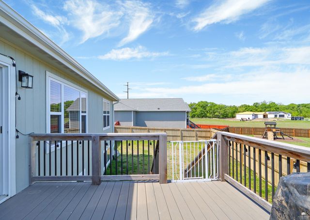 8397 Zac's Court, Manhattan, KS 66502