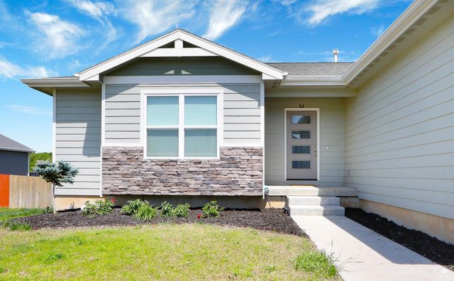 8397 Zac's Court, Manhattan, KS 66502