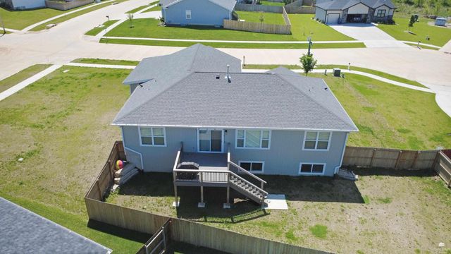 8397 Zac's Court, Manhattan, KS 66502