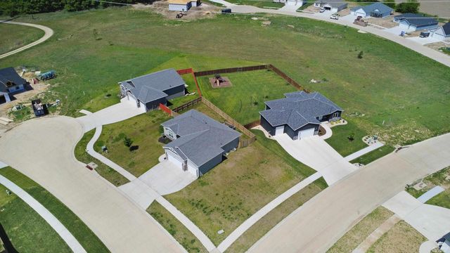 8397 Zac's Court, Manhattan, KS 66502