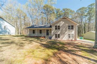 1086 Oak Road SW, Lilburn, GA 30047