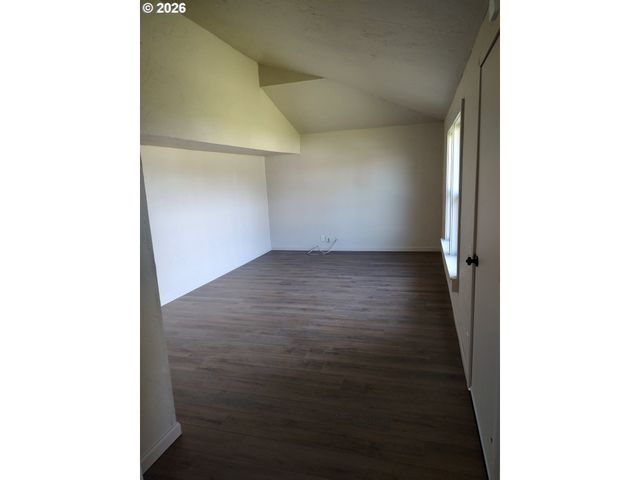 778 V St, Springfield, OR 97477