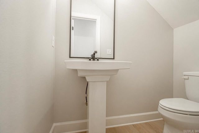 303 Kanis Ridge Drive, Little Rock, AR 72223