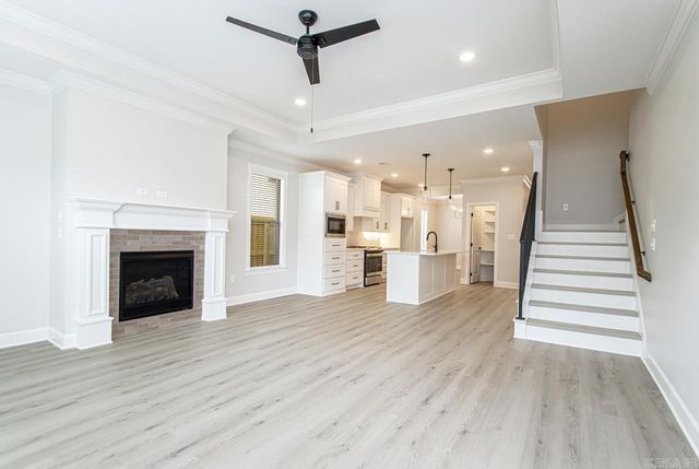 303 Kanis Ridge Drive, Little Rock, AR 72223