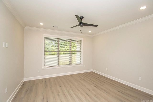 303 Kanis Ridge Drive, Little Rock, AR 72223