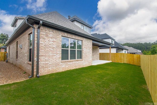 303 Kanis Ridge Drive, Little Rock, AR 72223