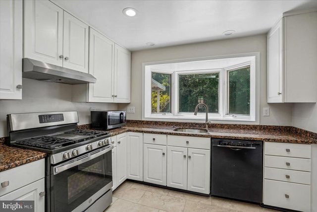 5006 BENTON AVE, Bethesda, MD 20814