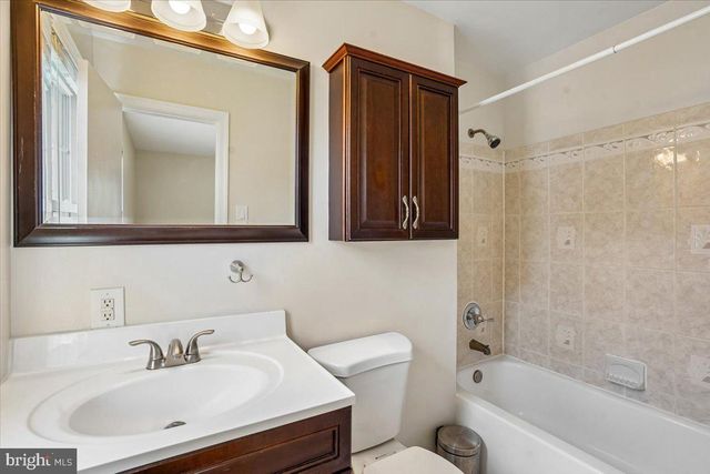 5006 BENTON AVE, Bethesda, MD 20814
