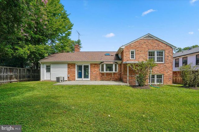 5006 BENTON AVE, Bethesda, MD 20814