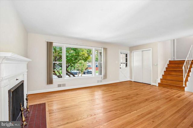 5006 BENTON AVE, Bethesda, MD 20814