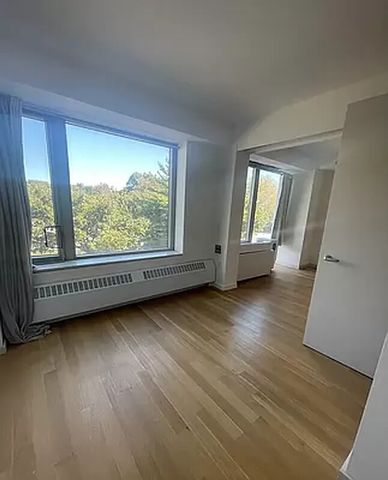 448 W 167th St Apt 3D, New York City, NY 10032