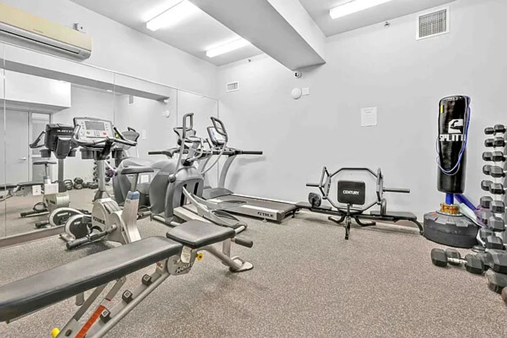 448 W 167th St Apt 3D, New York City, NY 10032