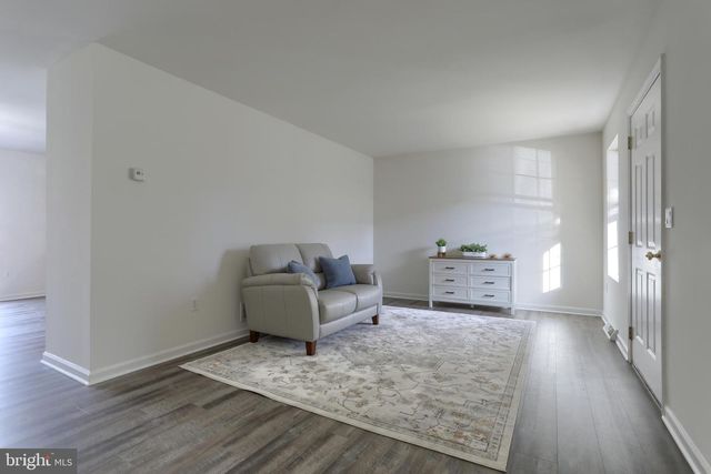 2005 GREYSTONE DR, Lebanon, PA 17042