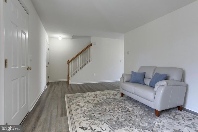 2005 GREYSTONE DR, Lebanon, PA 17042