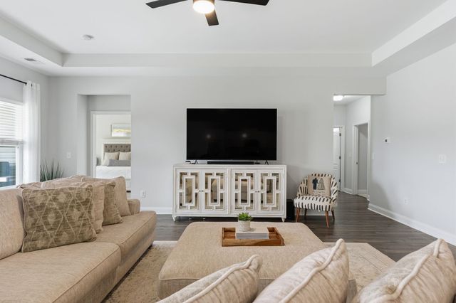 180 Astoria Park Loop, Conway, SC 29526