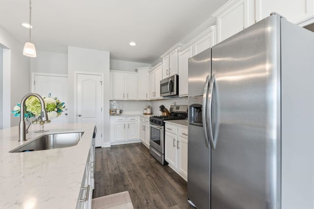 180 Astoria Park Loop, Conway, SC 29526