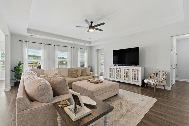 180 Astoria Park Loop, Conway, SC 29526