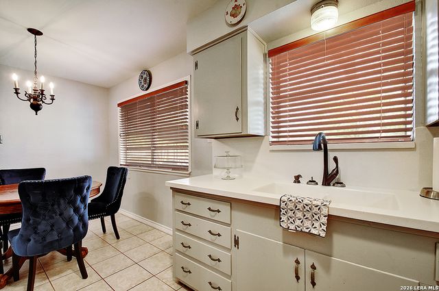 175 FENNEL DR, San Antonio, TX 78213