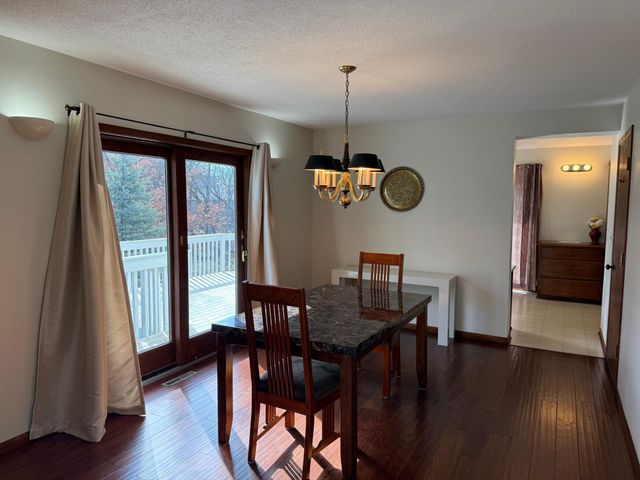 2235 Baihly Hills Drive SW, Rochester, MN 55902