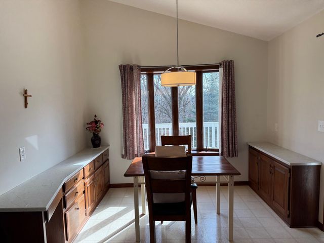 2235 Baihly Hills Drive SW, Rochester, MN 55902