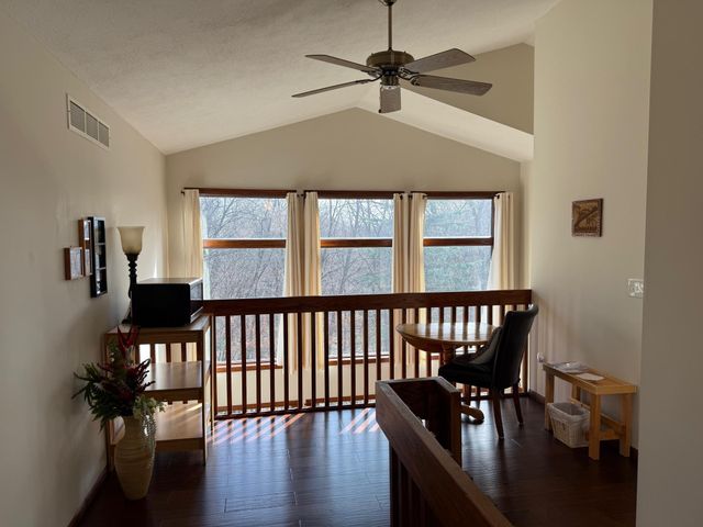 2235 Baihly Hills Drive SW, Rochester, MN 55902