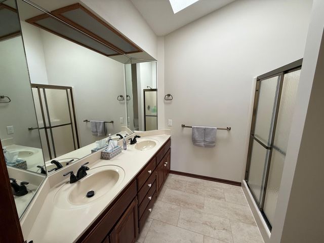 2235 Baihly Hills Drive SW, Rochester, MN 55902