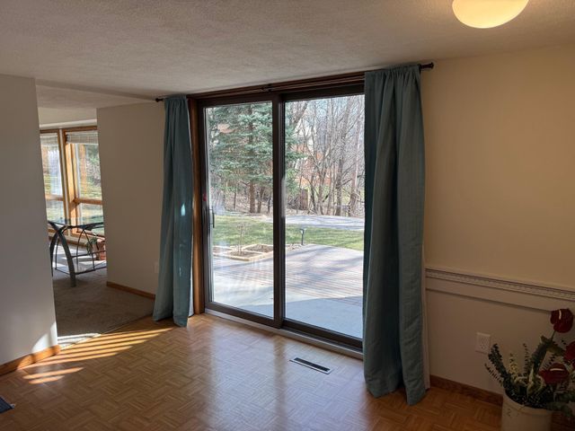 2235 Baihly Hills Drive SW, Rochester, MN 55902