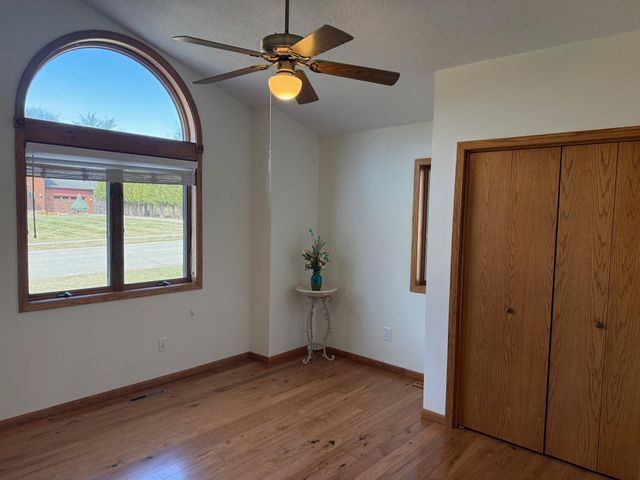 2235 Baihly Hills Drive SW, Rochester, MN 55902