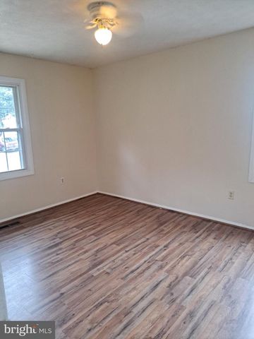 10306 QUEEN ELIZABETH DR, Upper Marlboro, MD 20772